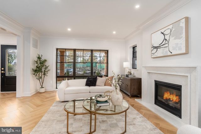 2619 WISCONSIN AVE NW, Washington, DC 20007