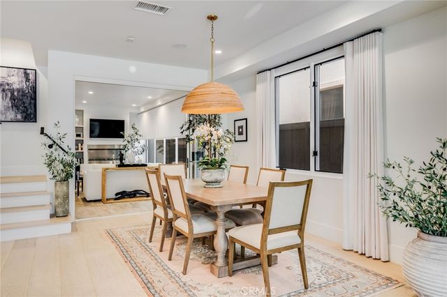 428 Fernleaf Avenue, Newport Beach, CA 92625