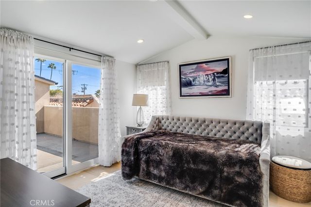 428 Fernleaf Avenue, Newport Beach, CA 92625