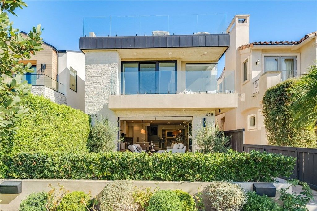 428 Fernleaf Avenue, Newport Beach, CA 92625