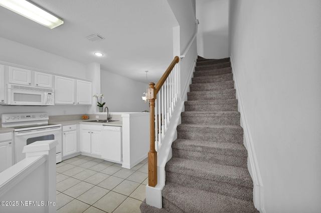 3578 TWISTED TREE Lane, Jacksonville, FL 32216