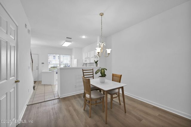 3578 TWISTED TREE Lane, Jacksonville, FL 32216