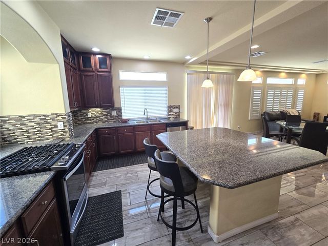9680 Paraiso Springs Street, Las Vegas, NV 89139