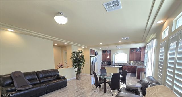 9680 Paraiso Springs Street, Las Vegas, NV 89139