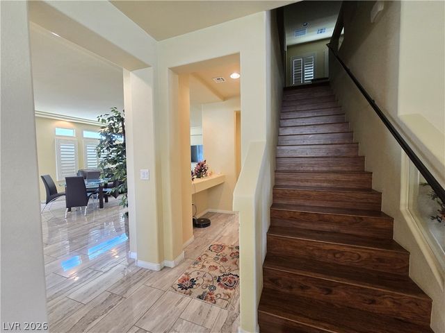 9680 Paraiso Springs Street, Las Vegas, NV 89139