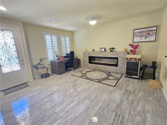 9680 Paraiso Springs Street, Las Vegas, NV 89139