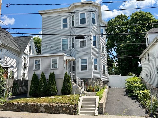 630 Metropolitan Ave 3, Boston, MA 02136