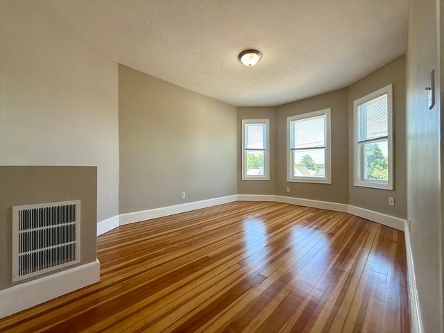 630 Metropolitan Ave 3, Boston, MA 02136