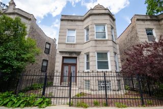 3122 W Fullerton Avenue, Chicago, IL 60647