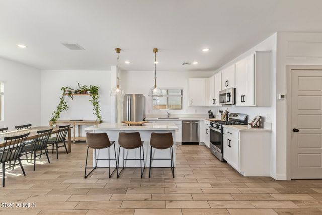 40445 W BRAVO Drive, Maricopa, AZ 85138