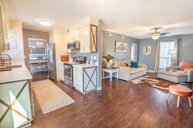 529 Laurel Ridge Road, North Charleston, SC 29418