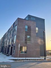 2030 NORTHBANK PL, Philadelphia, PA 19125