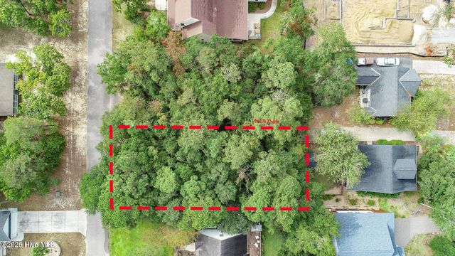 117 NW 4th Street, Oak Island, NC 28465