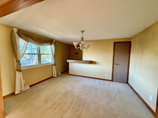 1203 W Clark Street, Princeton, IL 61356