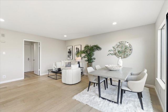 12 Riviera Circle, Redwood City, CA 94065