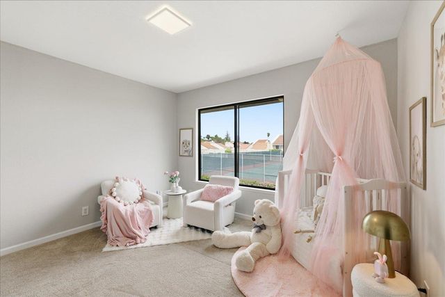 12 Riviera Circle, Redwood City, CA 94065