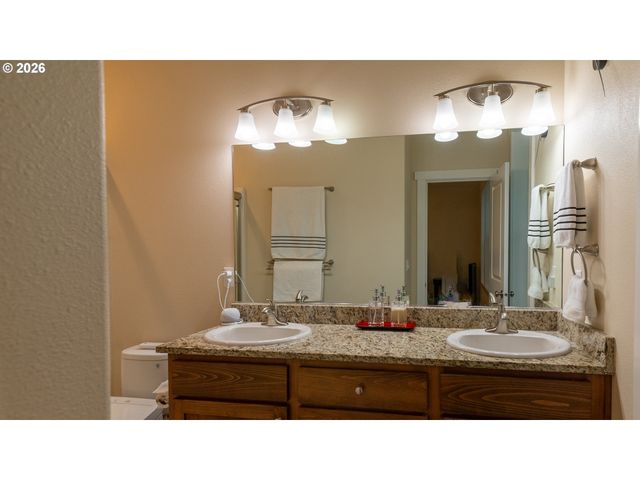 4161 Se INLET Ave, Lincoln City, OR 97367