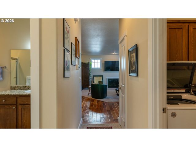 4161 Se INLET Ave, Lincoln City, OR 97367