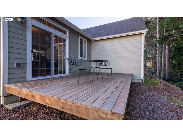 4161 Se INLET Ave, Lincoln City, OR 97367