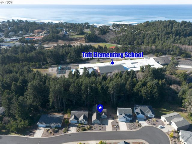 4161 Se INLET Ave, Lincoln City, OR 97367