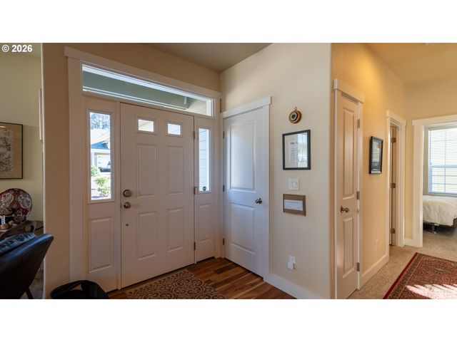 4161 Se INLET Ave, Lincoln City, OR 97367