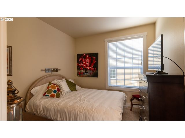 4161 Se INLET Ave, Lincoln City, OR 97367