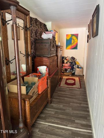 2342 Roda Road, Appalachia, VA 24216