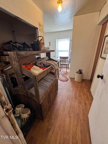 2342 Roda Road, Appalachia, VA 24216