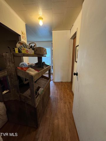 2342 Roda Road, Appalachia, VA 24216