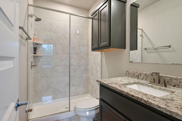 3903 Ws Phillips Parkway, College Station, TX 77845