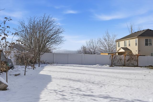 624 E 2100 N, North Logan, UT 84341