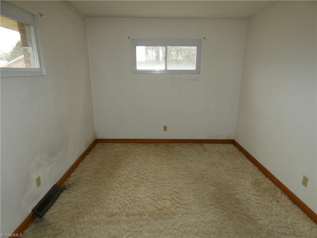 2237 Courtney Huntsville Road, Yadkinville, NC 27055