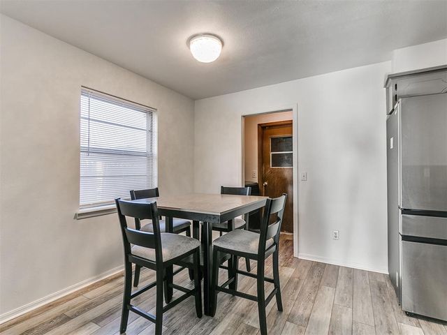 124 Oakside Drive, Moore, OK 73160