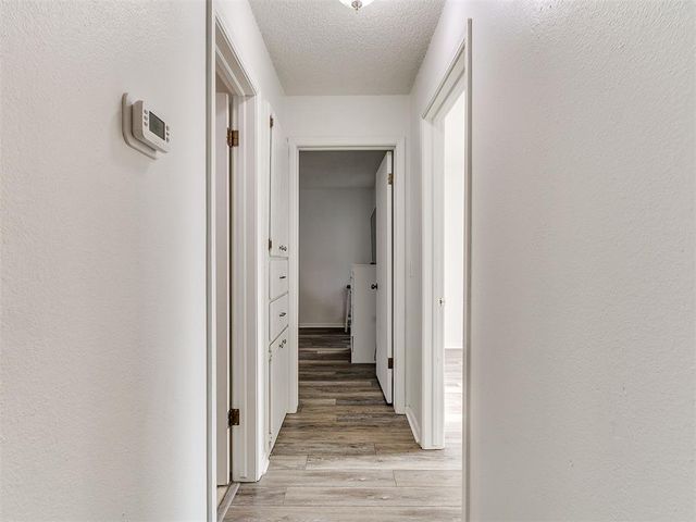 124 Oakside Drive, Moore, OK 73160