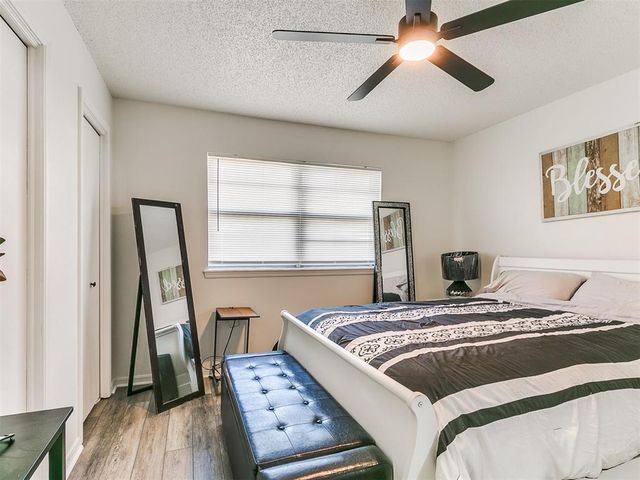 124 Oakside Drive, Moore, OK 73160
