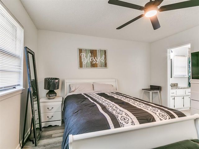 124 Oakside Drive, Moore, OK 73160