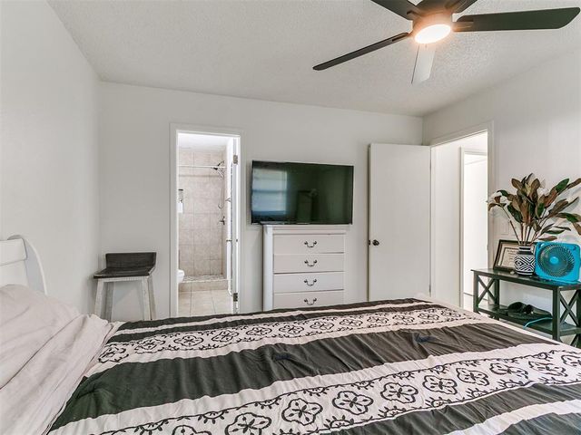 124 Oakside Drive, Moore, OK 73160