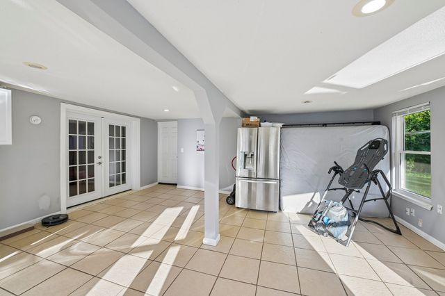500 Spinner Road, Desoto, TX 75115