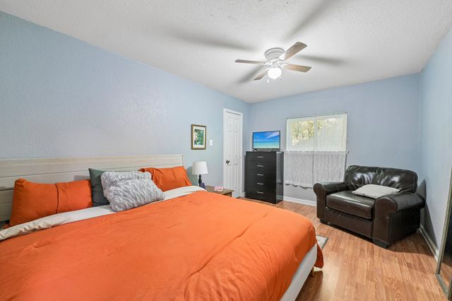 500 Spinner Road, Desoto, TX 75115