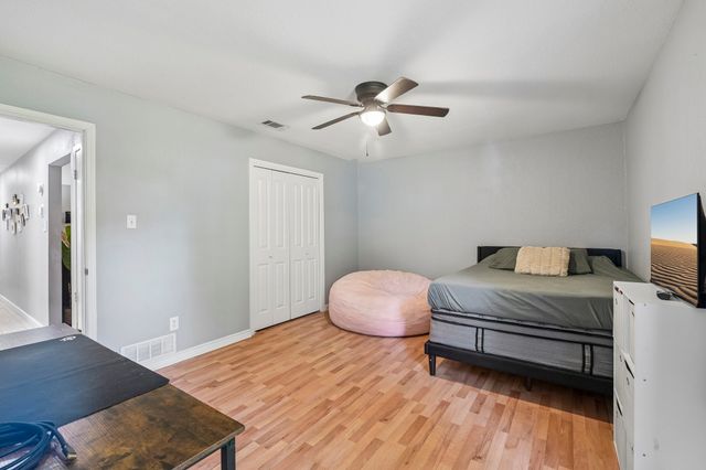 500 Spinner Road, Desoto, TX 75115