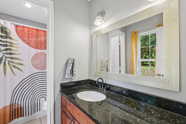 500 Spinner Road, Desoto, TX 75115