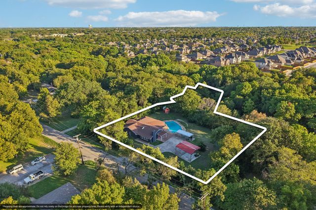 500 Spinner Road, Desoto, TX 75115