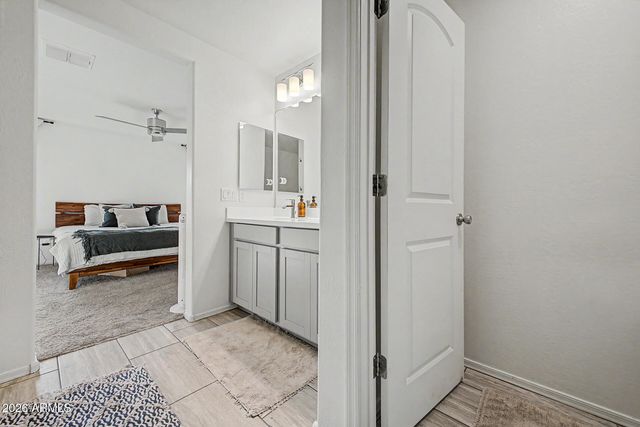 5830 S 23RD Drive, Phoenix, AZ 85041