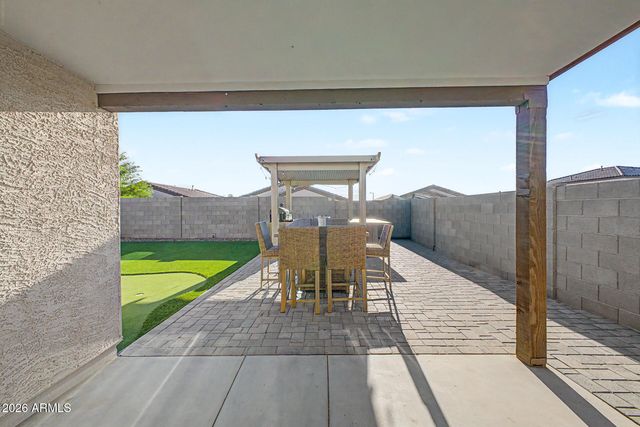 5830 S 23RD Drive, Phoenix, AZ 85041