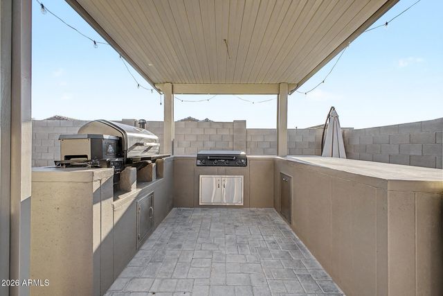 5830 S 23RD Drive, Phoenix, AZ 85041
