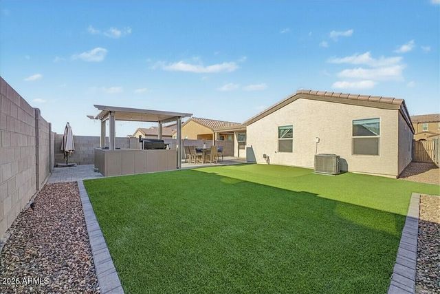 5830 S 23RD Drive, Phoenix, AZ 85041