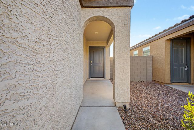 5830 S 23RD Drive, Phoenix, AZ 85041
