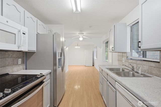 11851 SE 170th Place, Renton, WA 98058