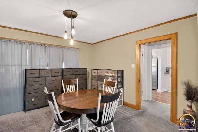 1259 SW High AVE, Topeka, KS 66604