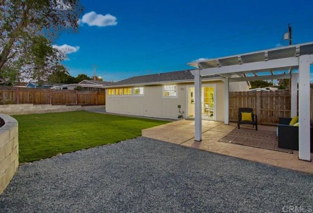 6954 Ballinger, San Diego, CA 92119